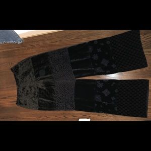 Gucci velvet monogram pants
